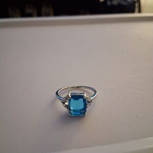 Elegant Blue Gemstone Silver Tone Ring